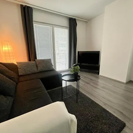 아파트 Stylish Flat In Heart Of 오울루